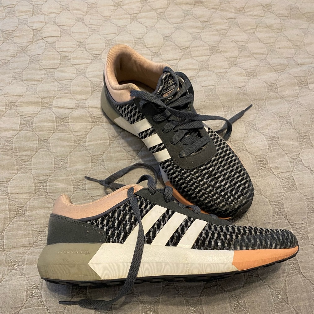 Adidas CloudFoam